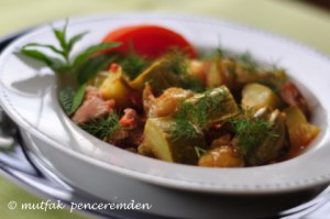 yeşil erikli kabak yemeği